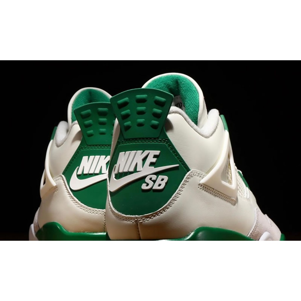 Nike SB X Air Jordan 4 "Pine Green" On Feet Outfit Pictures Nike SB X Air Jordan 4 "Pine Green" On Feet Outfit Pictures