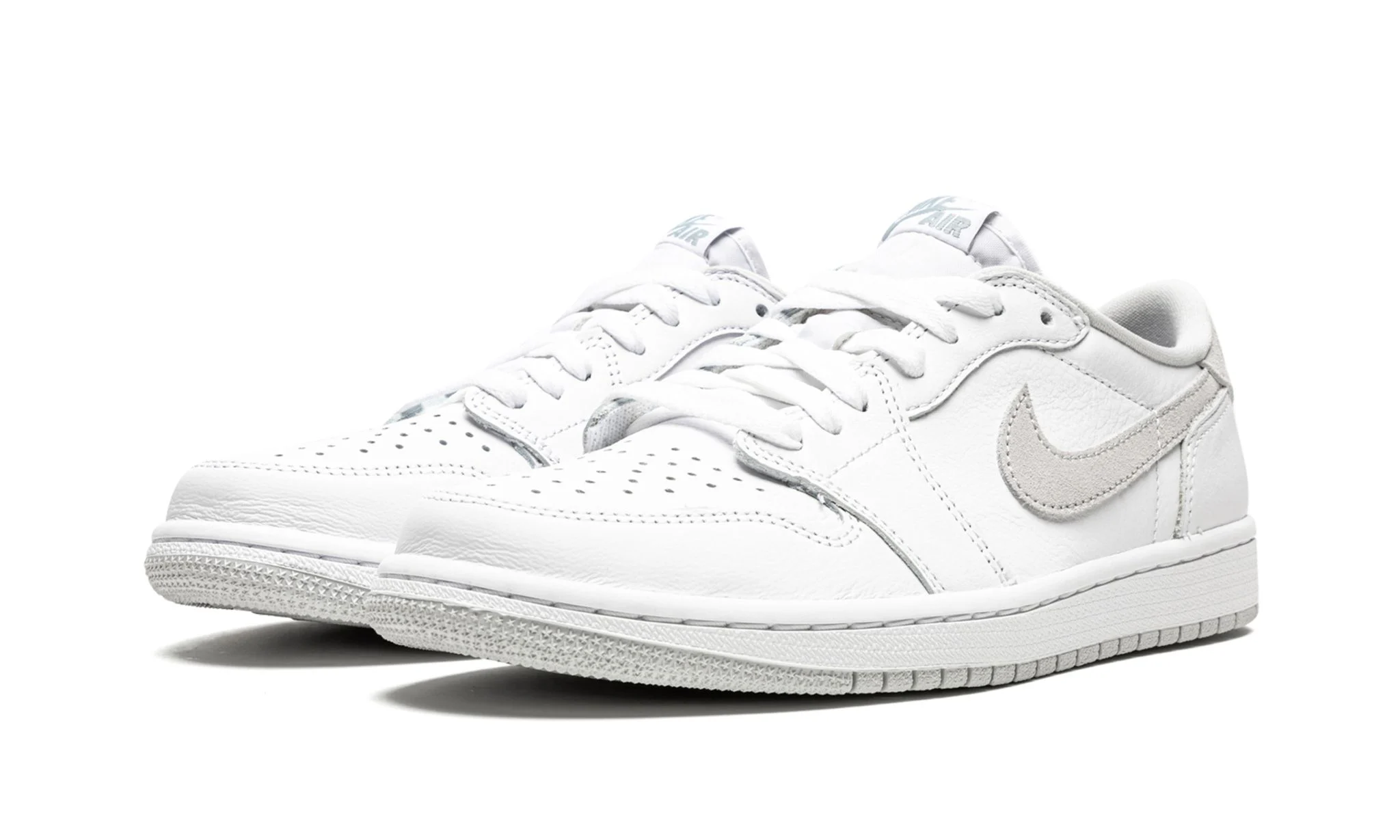 Air Jordan 1 Low Og Neutral Grey Cz0790 100 (3) - www.xxxkicks.com